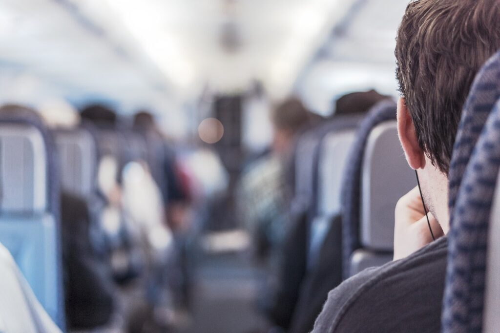 passenger, airplane passenger, train-362169.jpg